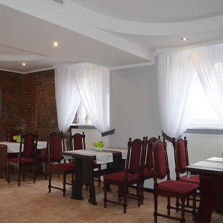 Hotel Ksiezycowy Dworek Ketrzyn Bagian luar foto