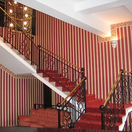 Hotel Ksiezycowy Dworek Ketrzyn Bagian luar foto