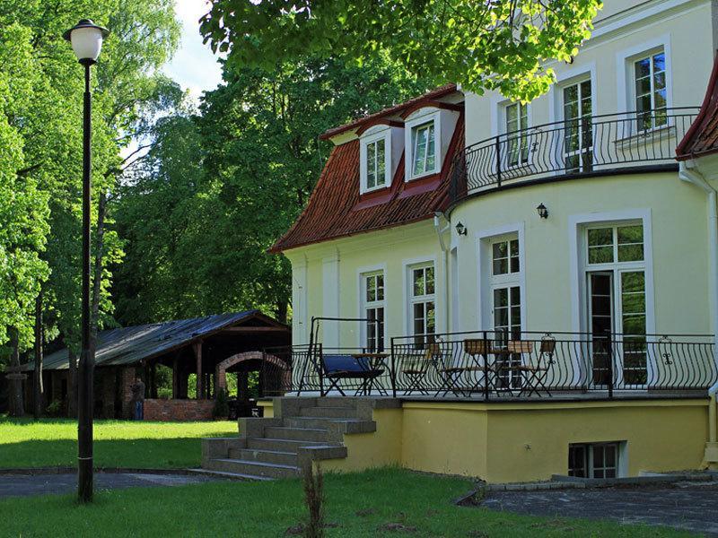 Hotel Ksiezycowy Dworek Ketrzyn Bagian luar foto